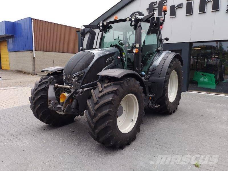 Valtra N174 V 트랙터