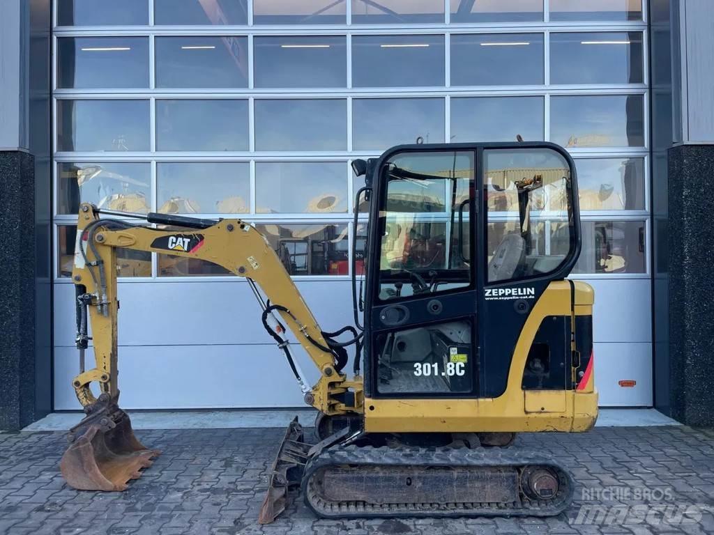 CAT 301.8C 소형 굴삭기 7톤 미만