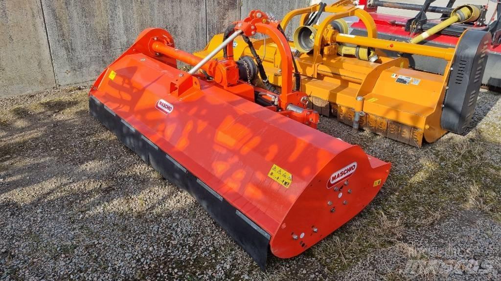 Maschio Brava 250 L 목장 제초기 및 토퍼