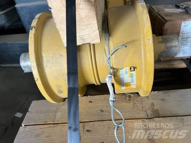 CAT D 8 R 트랙, 체인 및 언더캐리지