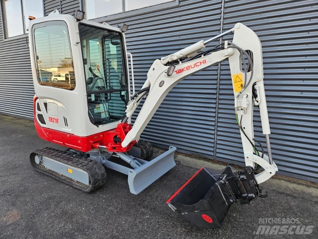 Takeuchi TB 216 소형 굴삭기 7톤 미만