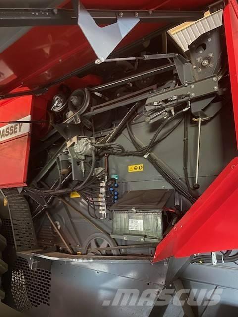 Massey Ferguson 7244 콤바인 수확기