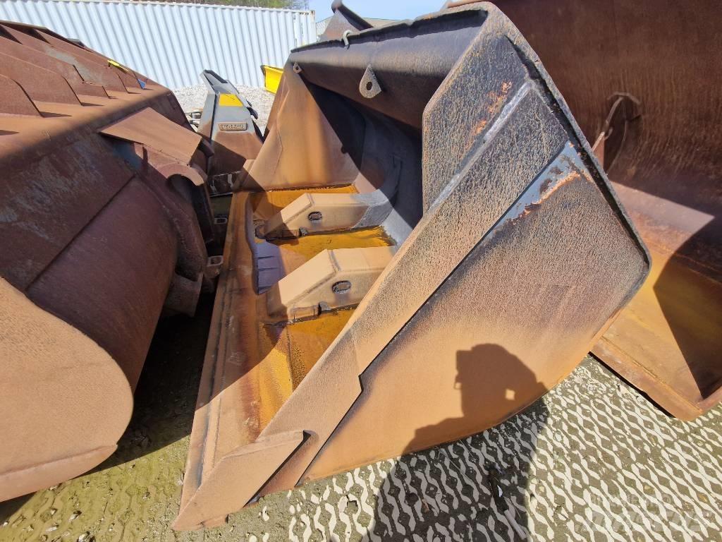Volvo L 180 버켓