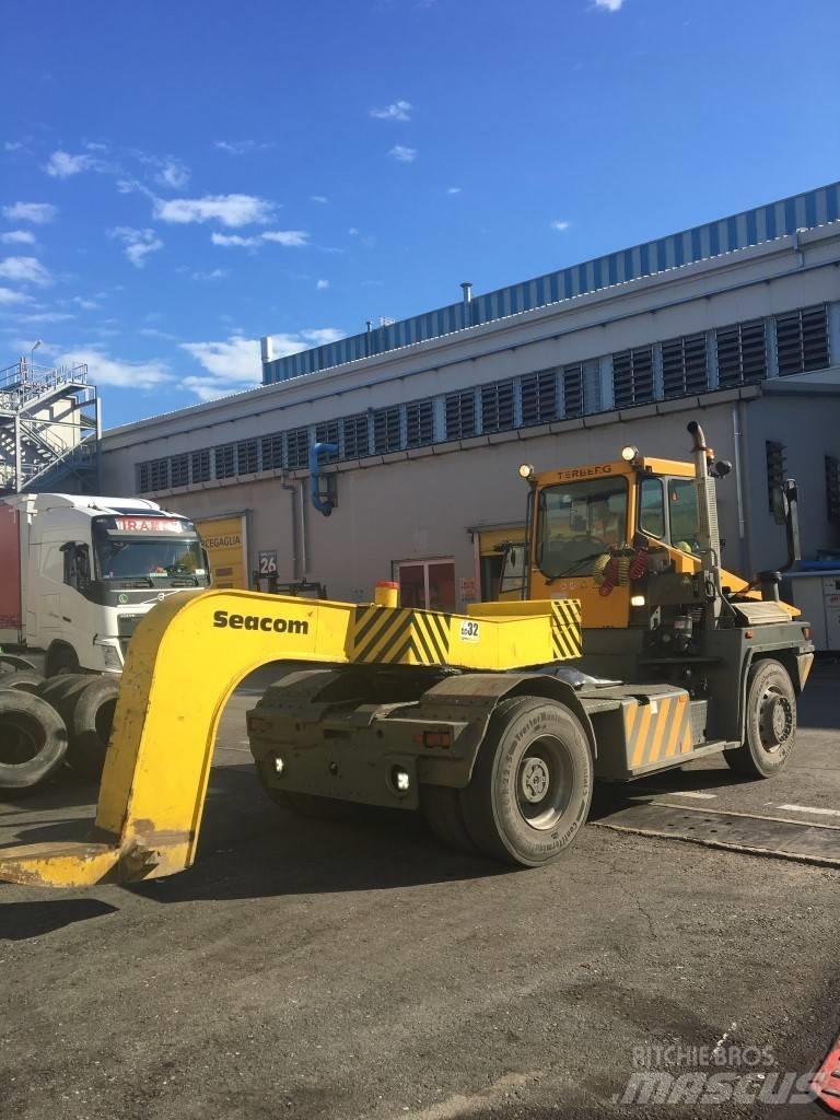Terberg RT222 터미널 트랙터