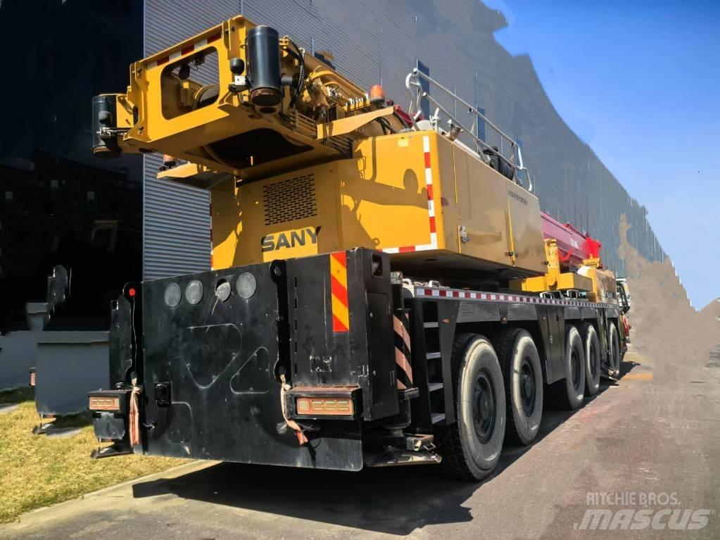 Sany SAC3000C8-8 A/T 크레인