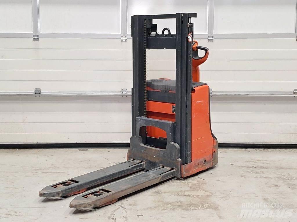 Linde D08 포크리프트