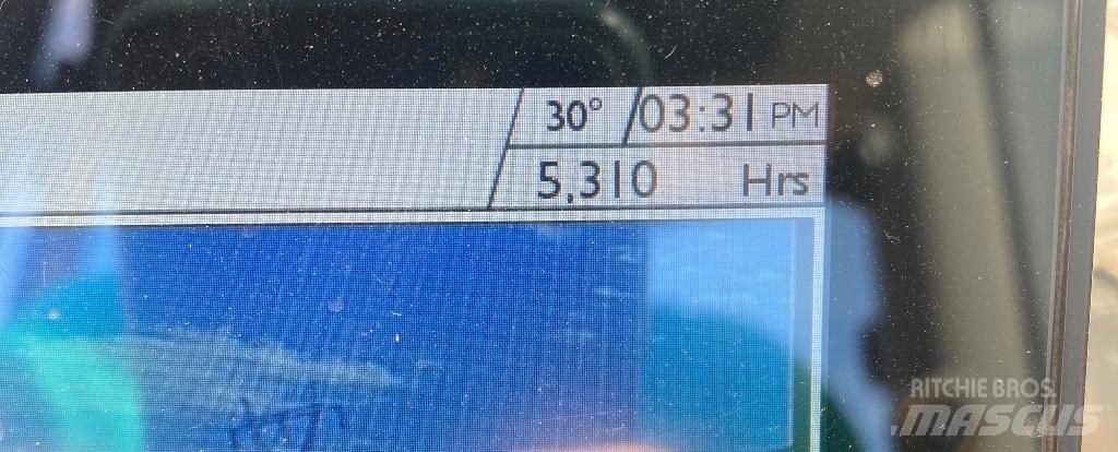 JCB 220 대형 굴삭기 29톤 이상