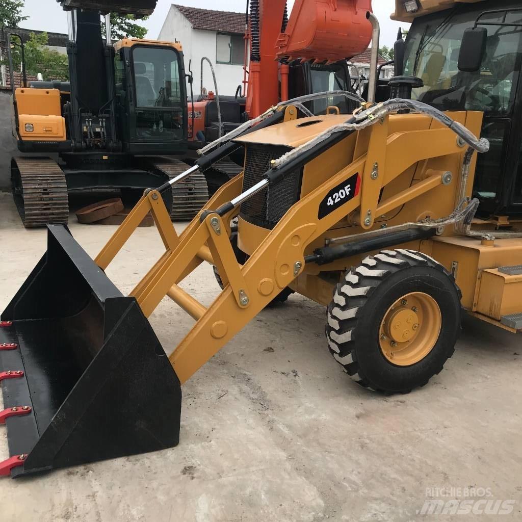 CAT 420 F 백호로더