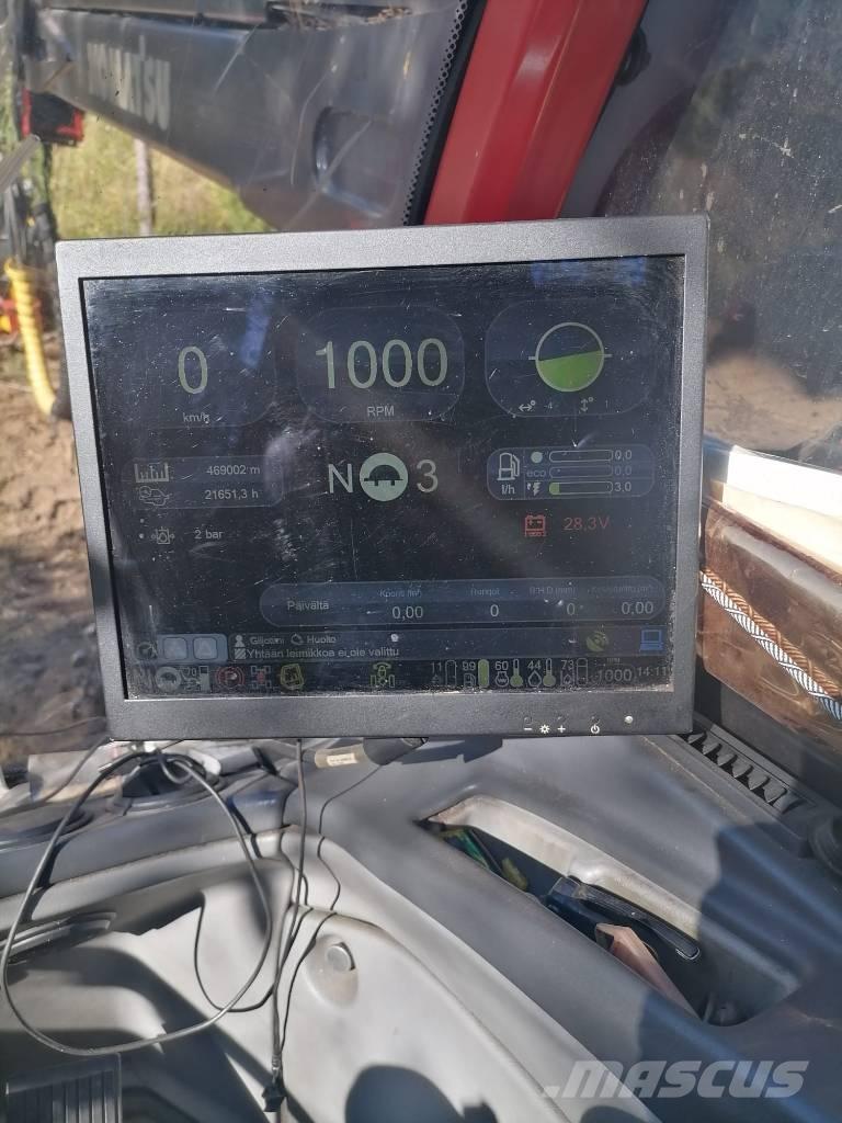 Komatsu 901 원목 하베스터