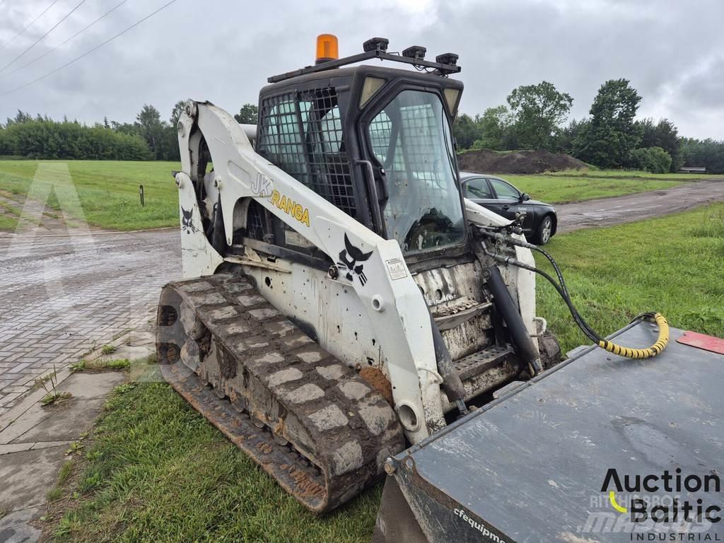 Bobcat T 320 궤도식 로우더