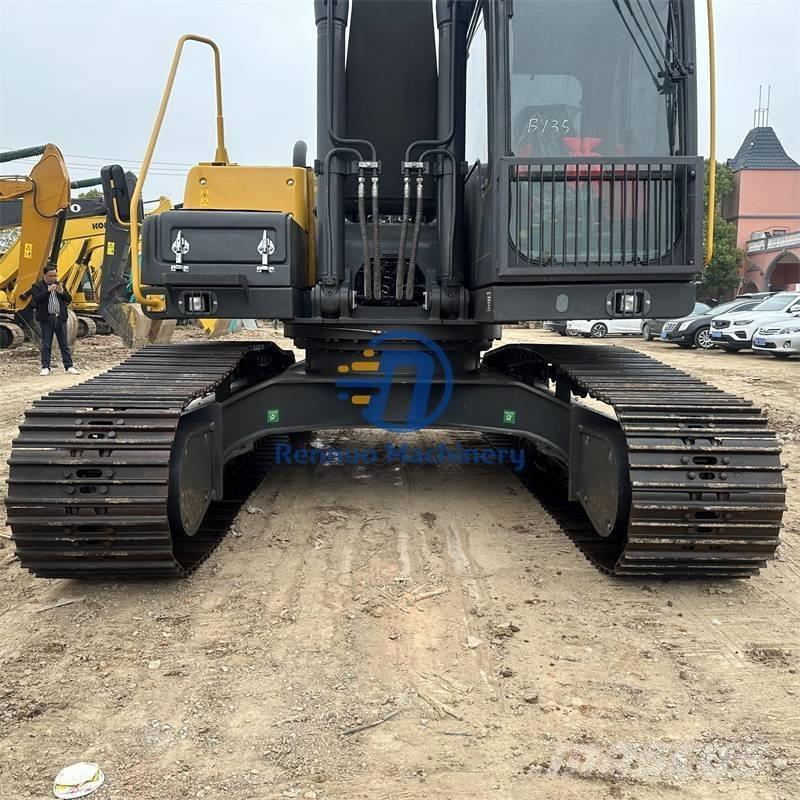 Volvo EC 240 대형 굴삭기 29톤 이상