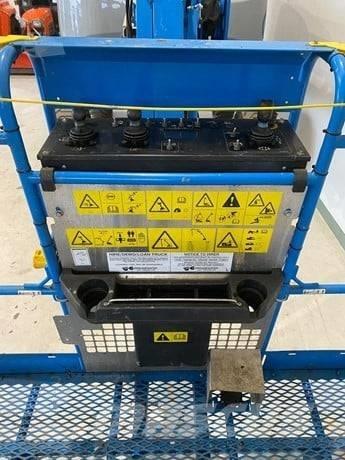 Genie Z 45 관절형 전동이동 리프트