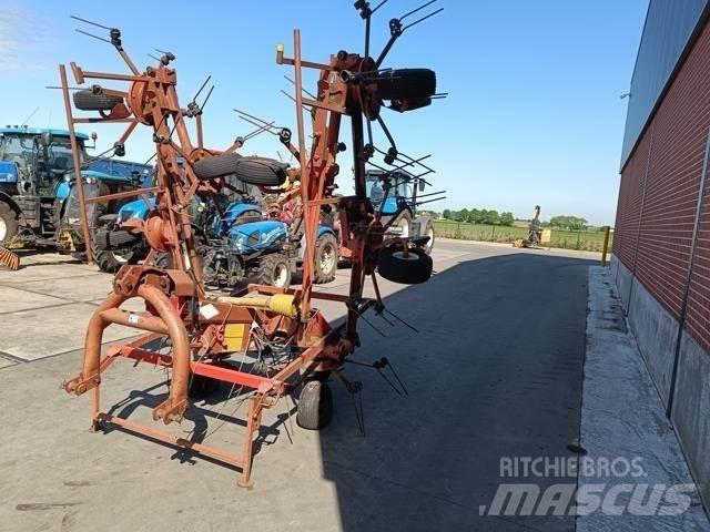 Kuhn GF8501 MH 갈퀴 및 테더