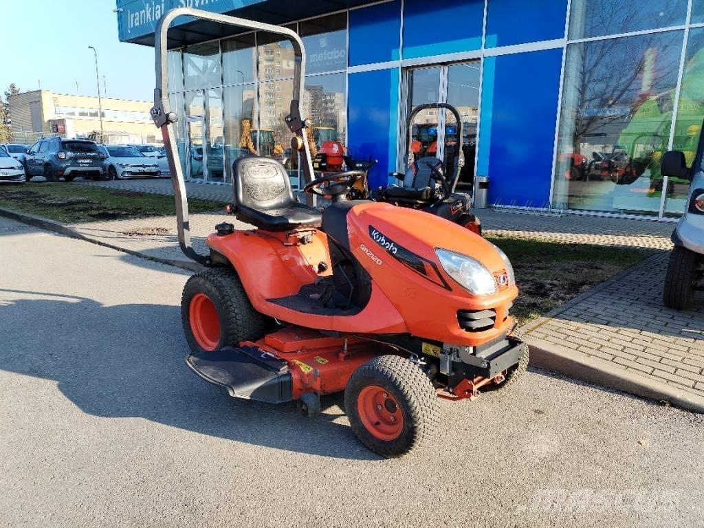 Kubota GR 2120 탑승형 잔디깎기