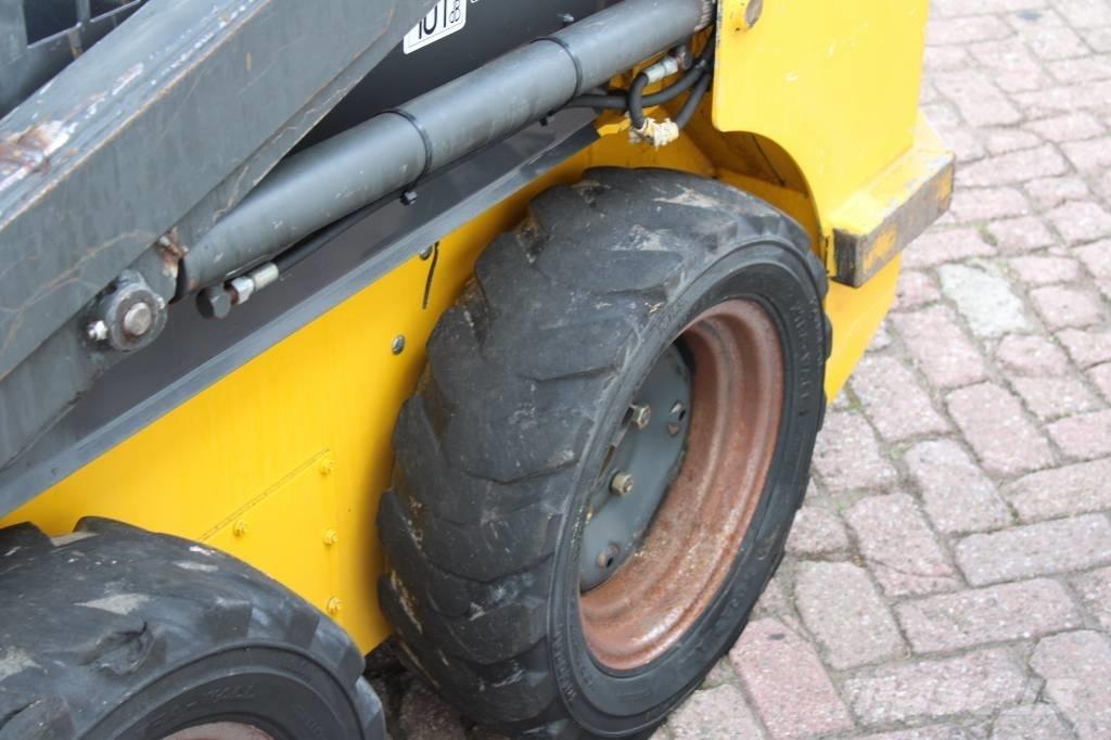 Thomas T85  스키드로더
