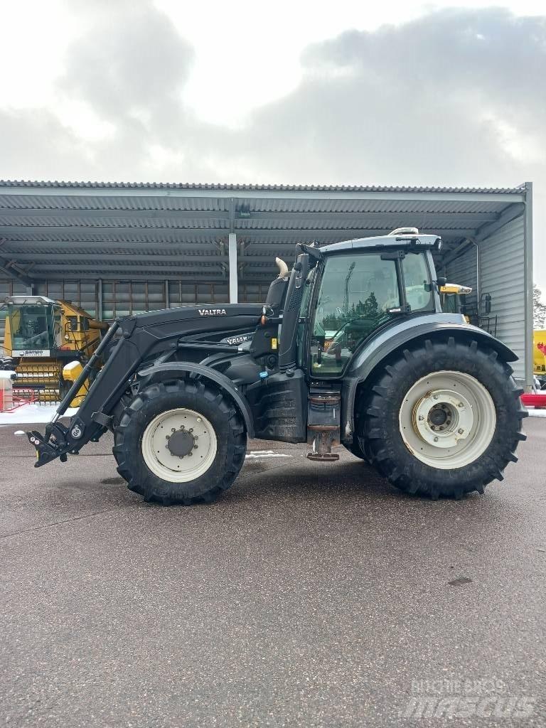 Valtra T 194 Versu 트랙터