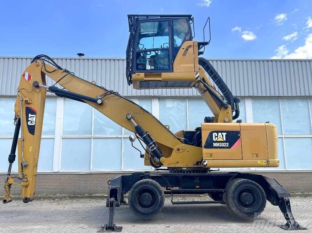 CAT MH 3022    2015    CE 폐기물/산업 처리기
