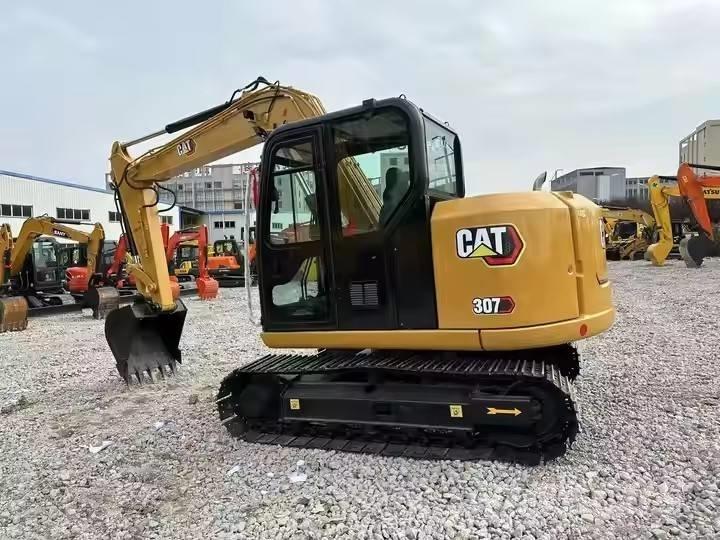 CAT 307 대형 굴삭기 29톤 이상