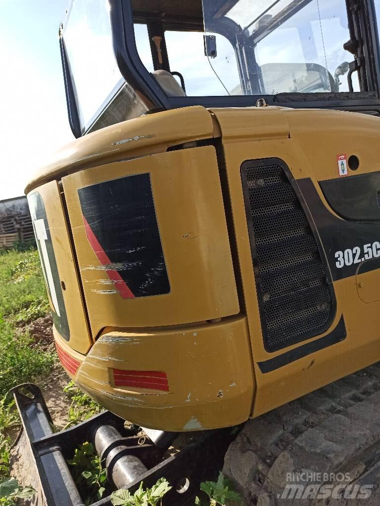 CAT 302.5 C 소형 굴삭기 7톤 미만