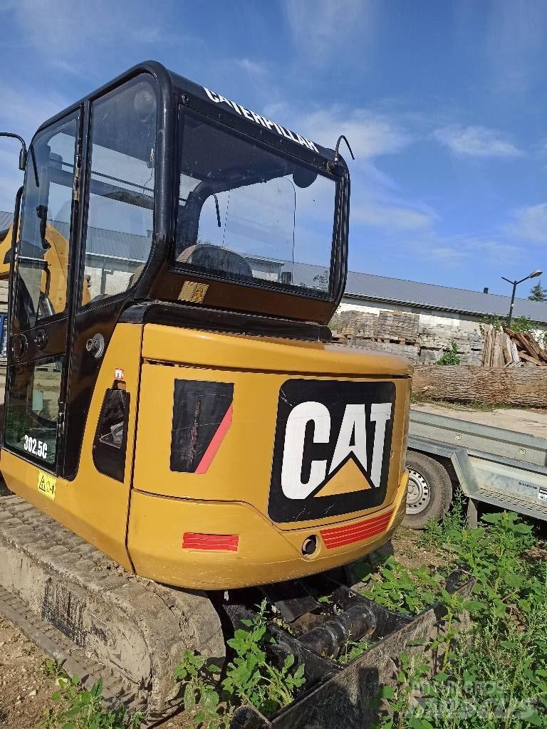 CAT 302.5 C 소형 굴삭기 7톤 미만