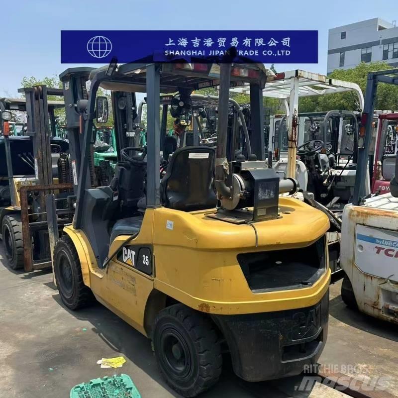 CAT 35 디젤 지게차
