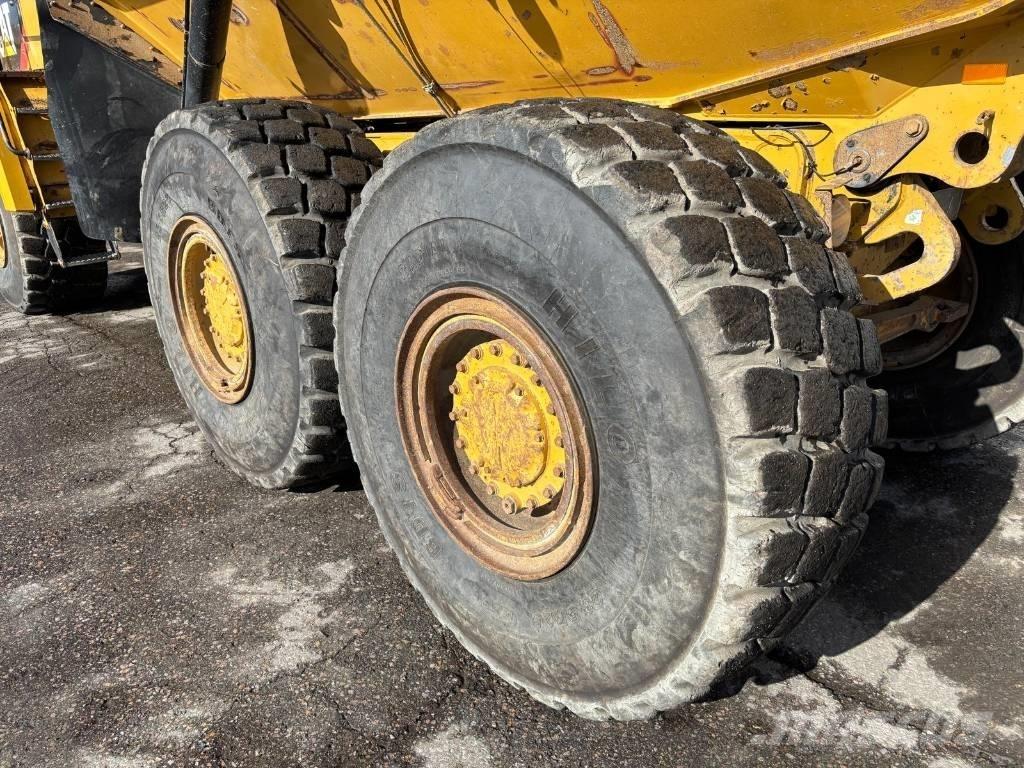 CAT 730 C2 (Tailgate) 연결식 홀러