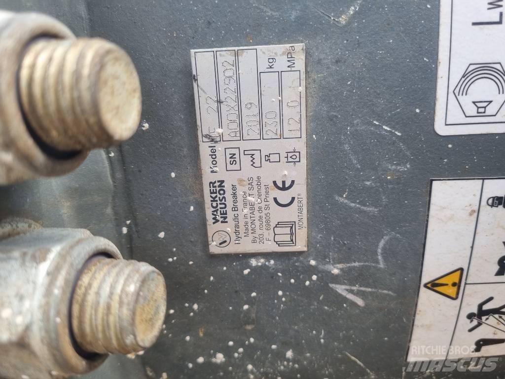 Wacker Neuson NE22 파쇄 버킷