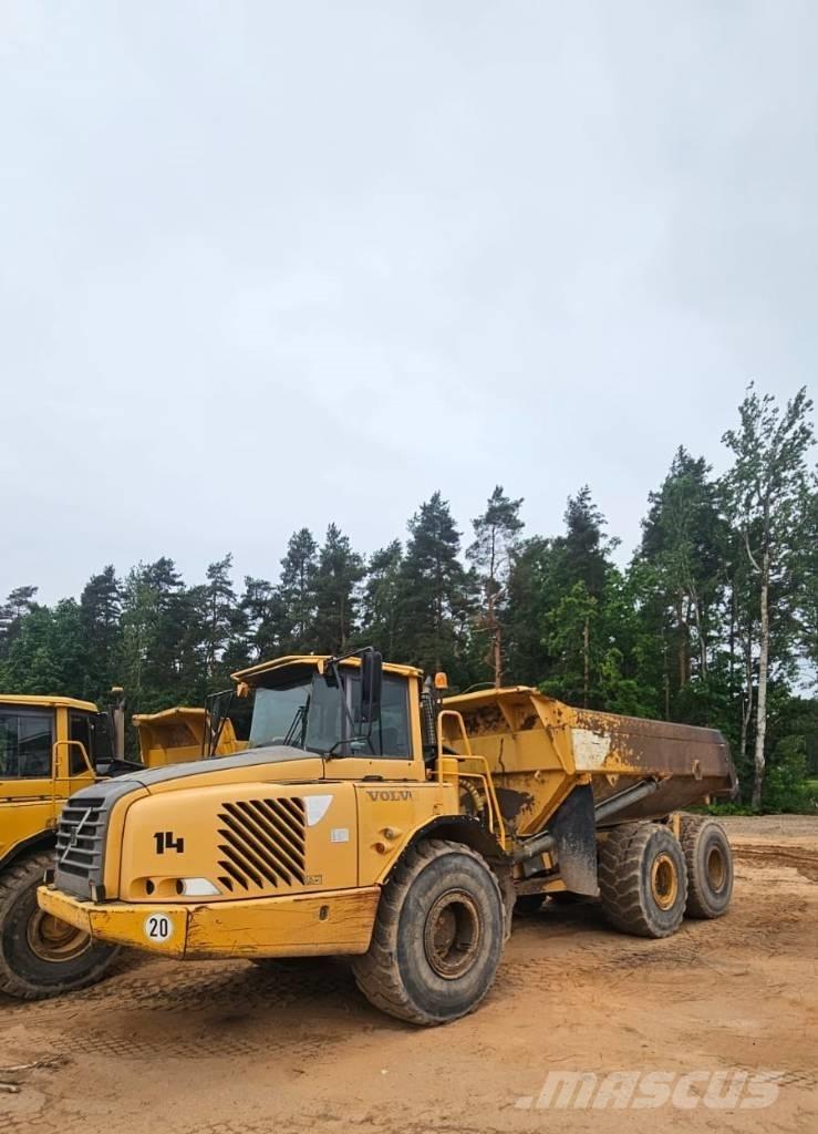 Volvo A 25 D 연결식 홀러