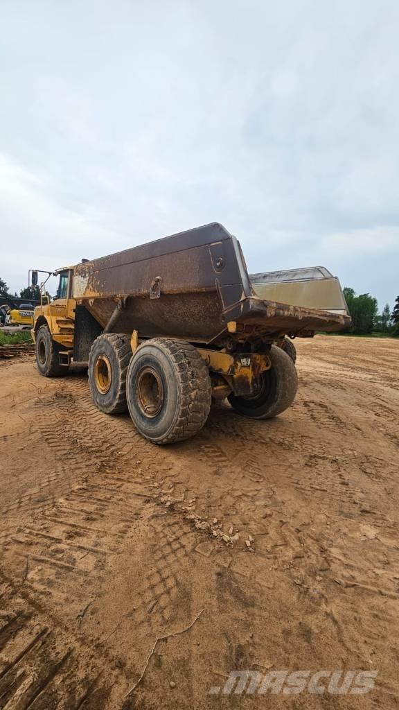 Volvo A 25 D 연결식 홀러