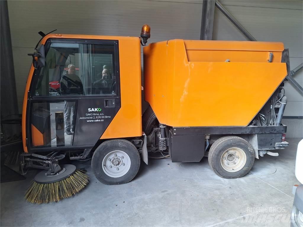 Bucher CC 2000 E2 건설 장비 - 기타