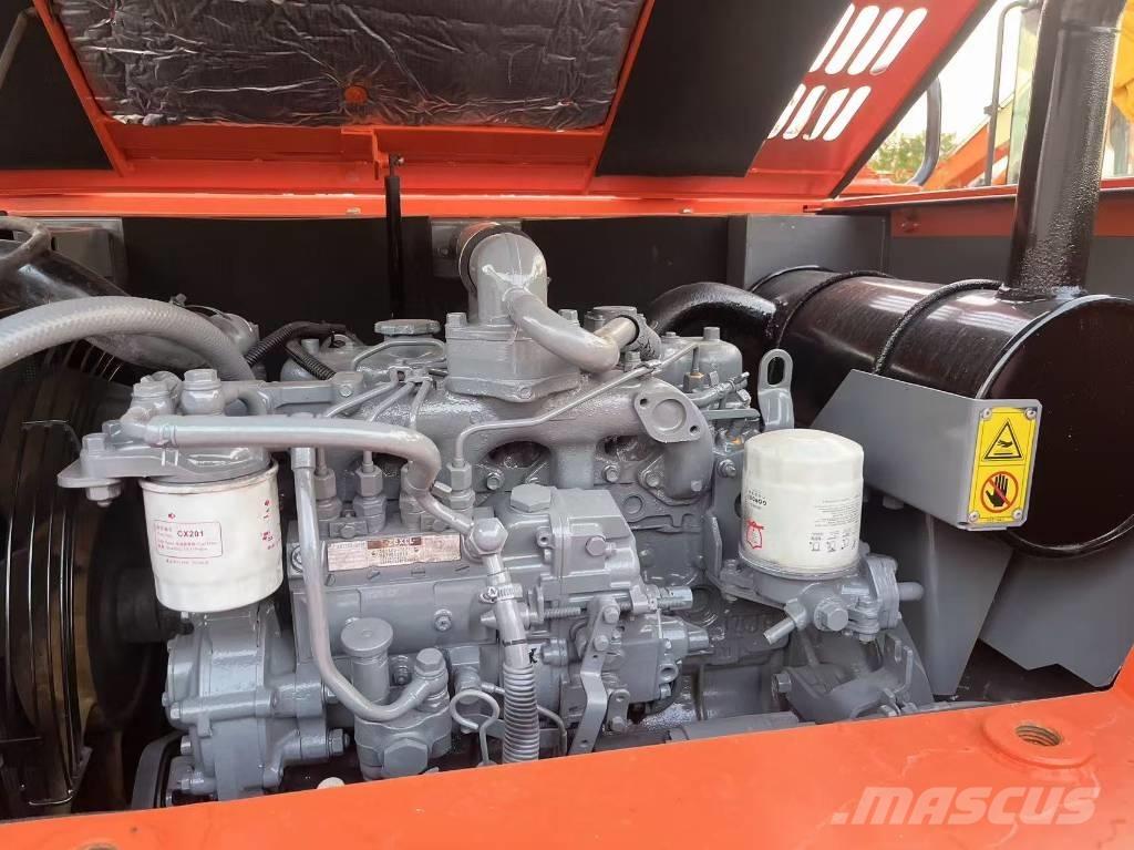 Hitachi ZX 70 대형 굴삭기 29톤 이상