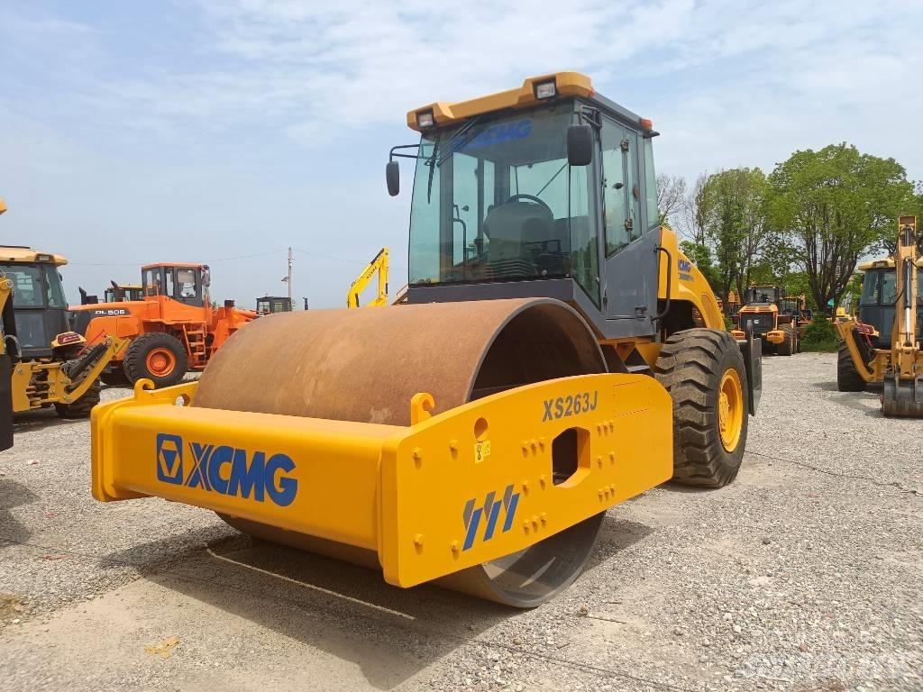 XCMG XS 263J 싱글 드럼 롤러