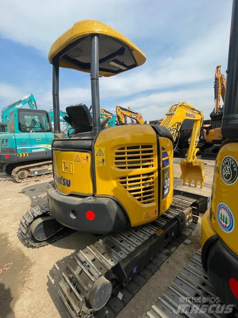 Komatsu PC30 소형 굴삭기 7톤 미만