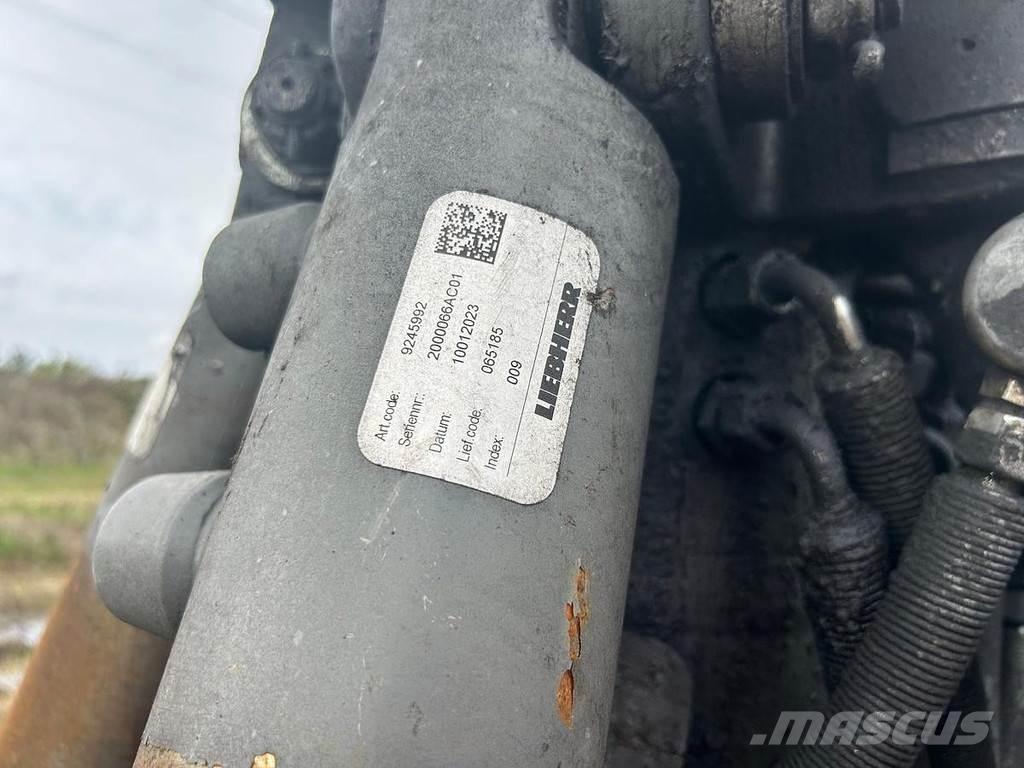 Liebherr 30t 집게