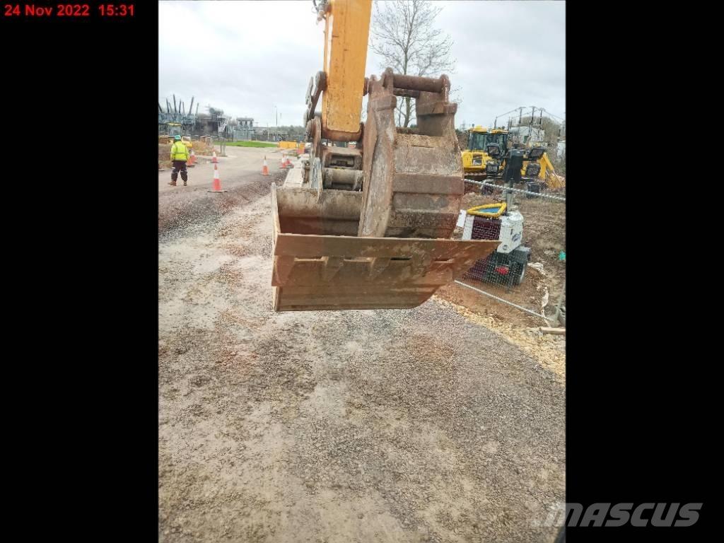 Liebherr R 922 LC 대형 굴삭기 29톤 이상