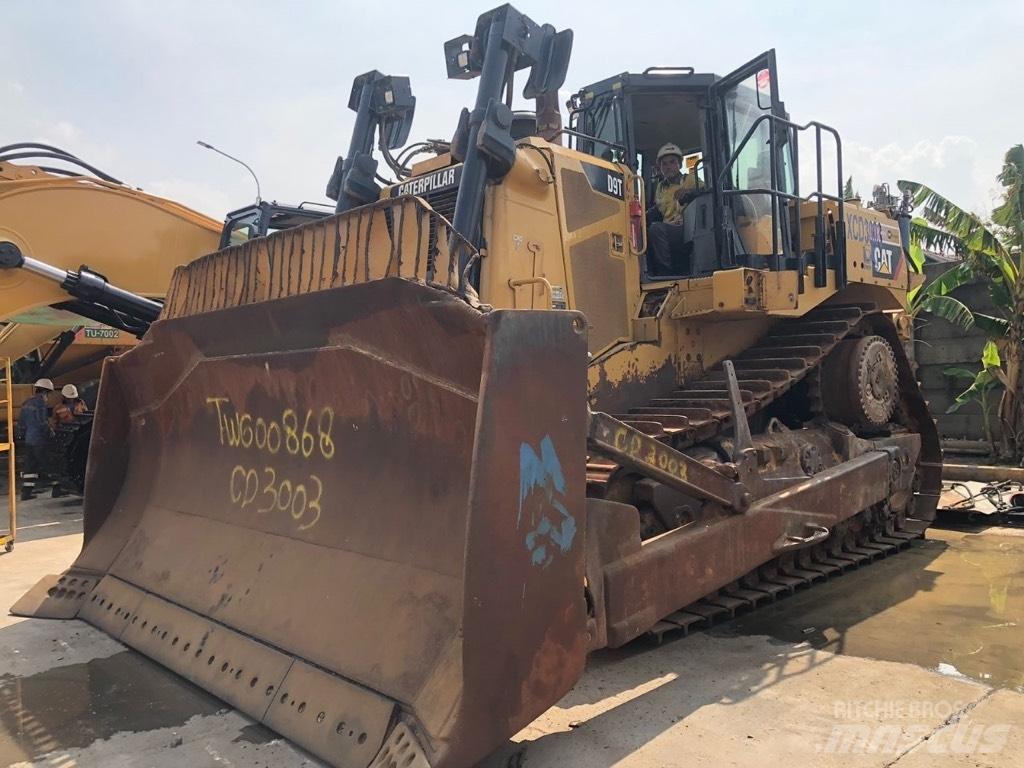 CAT D9T 크롤러 도저