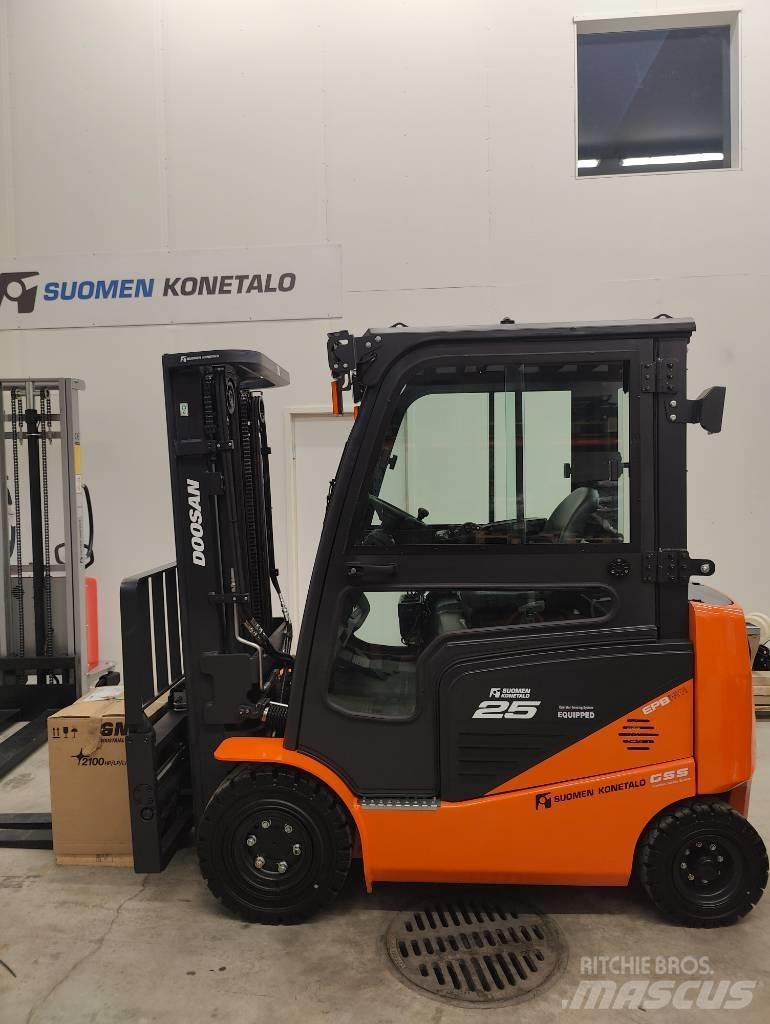 Doosan B25NS TARJOUS! 전동 지게차