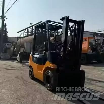 Toyota FD15 디젤 지게차