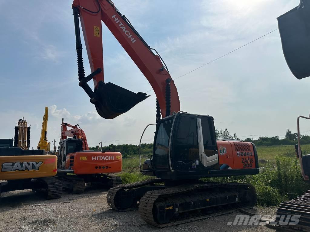Hitachi ZX200 대형 굴삭기 29톤 이상
