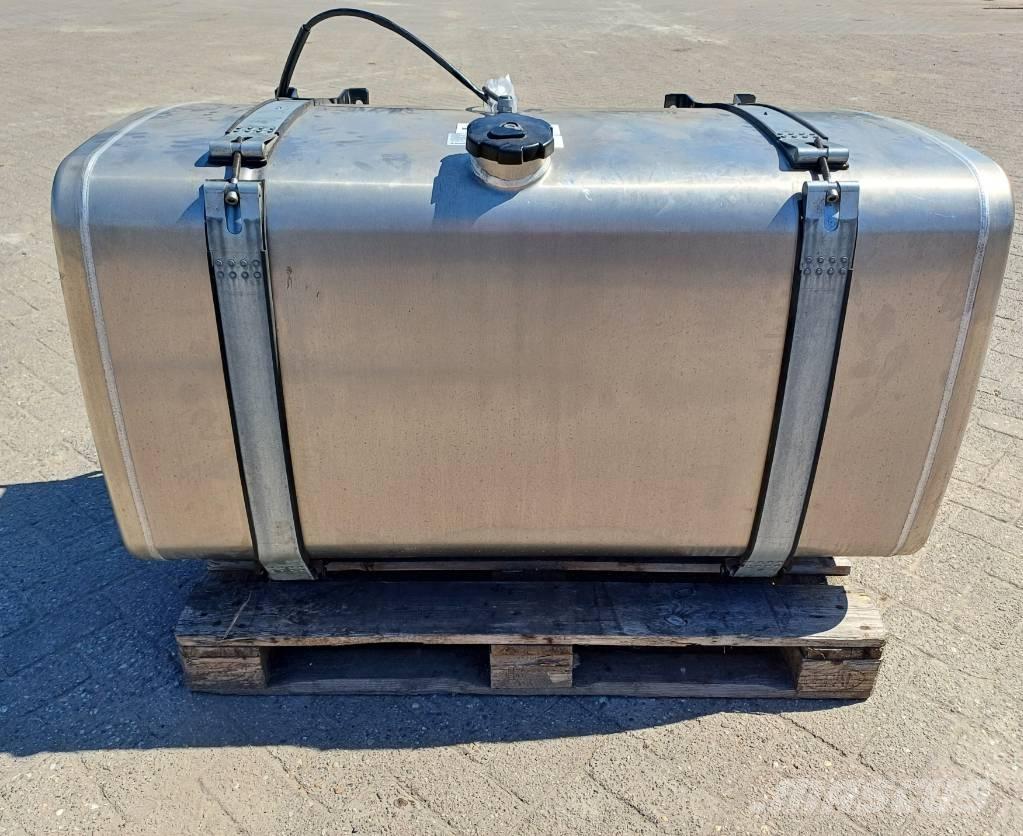 MAN Tank 580 liter 연료 및 첨가제 탱크
