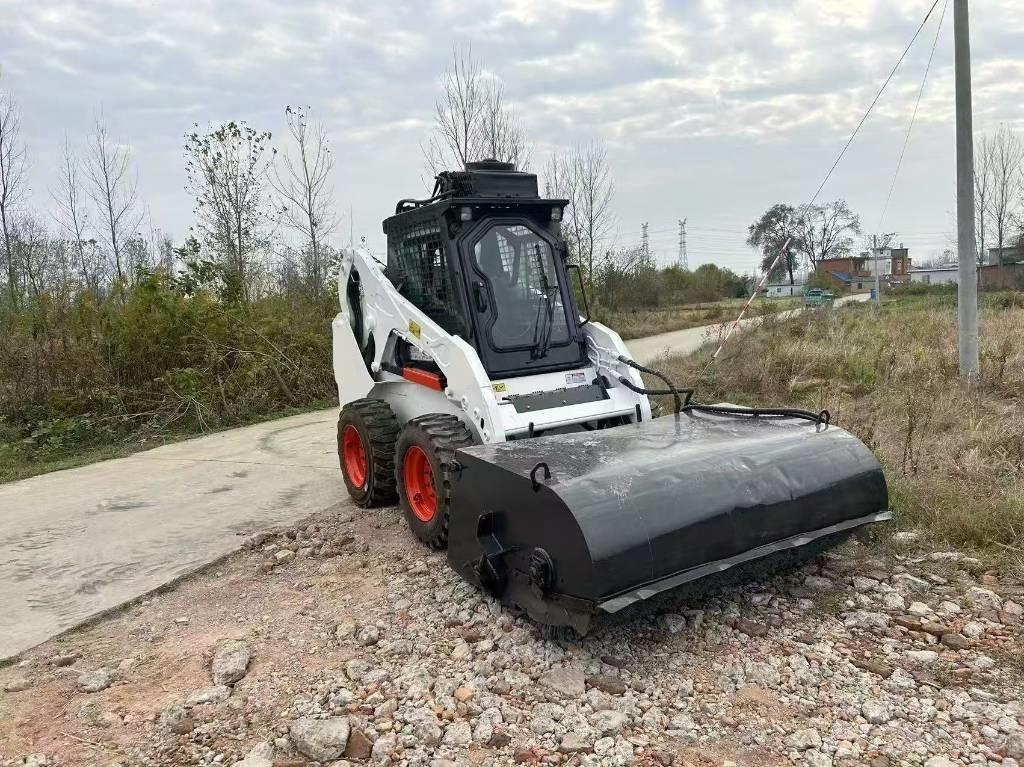 Bobcat S 185  스키드로더