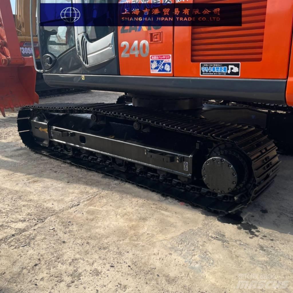 Hitachi ZX 240 대형 굴삭기 29톤 이상