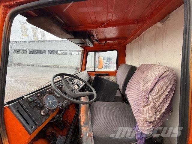 Unimog 424 USED CAB 캐빈 및 인테리어