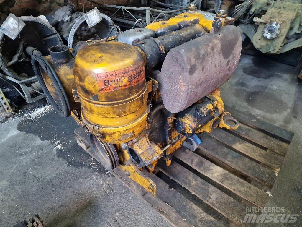 Deutz F3L912 엔진