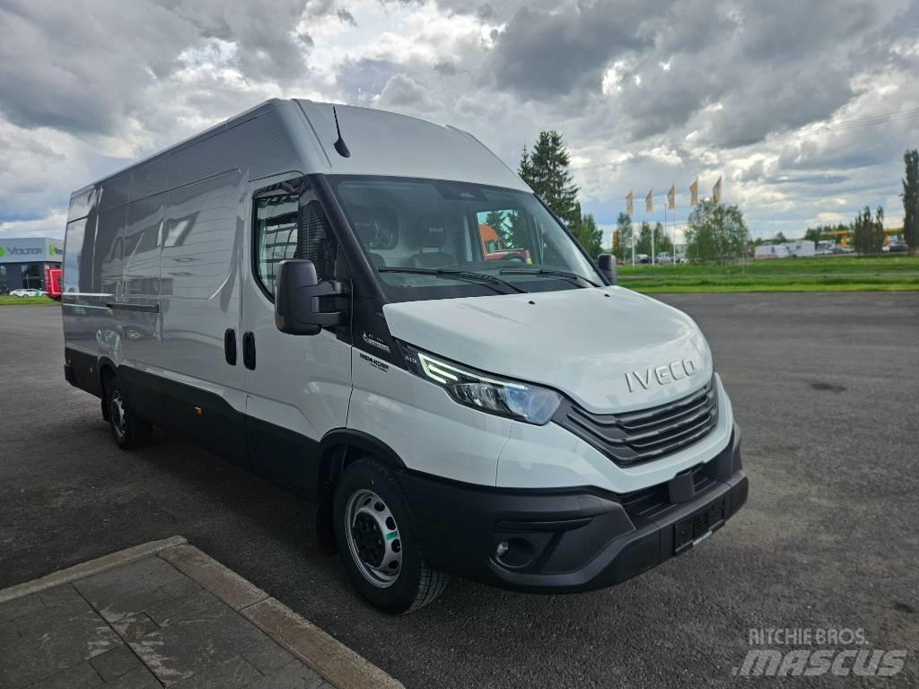 Iveco Daily 35S16A8 패널 화물차
