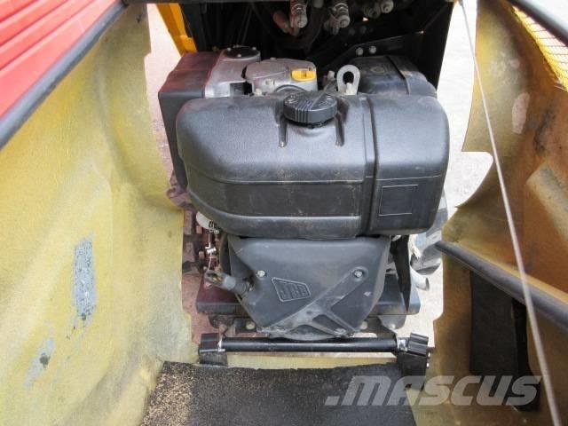 JCB HT D5  궤도식 덤프