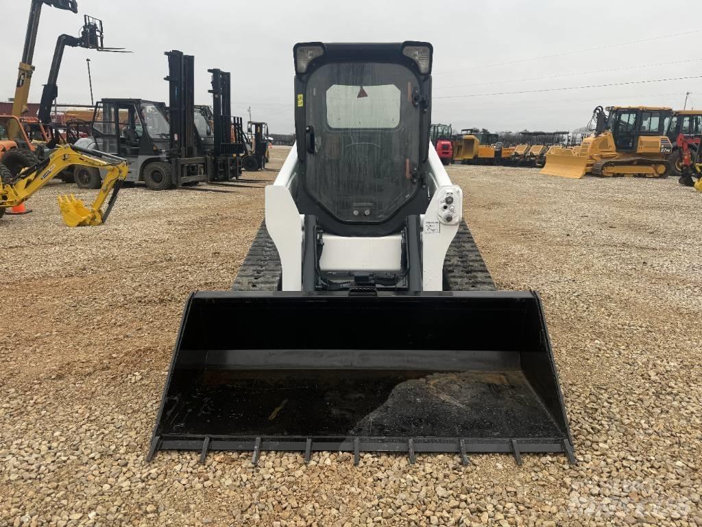 Bobcat T 630  스키드로더