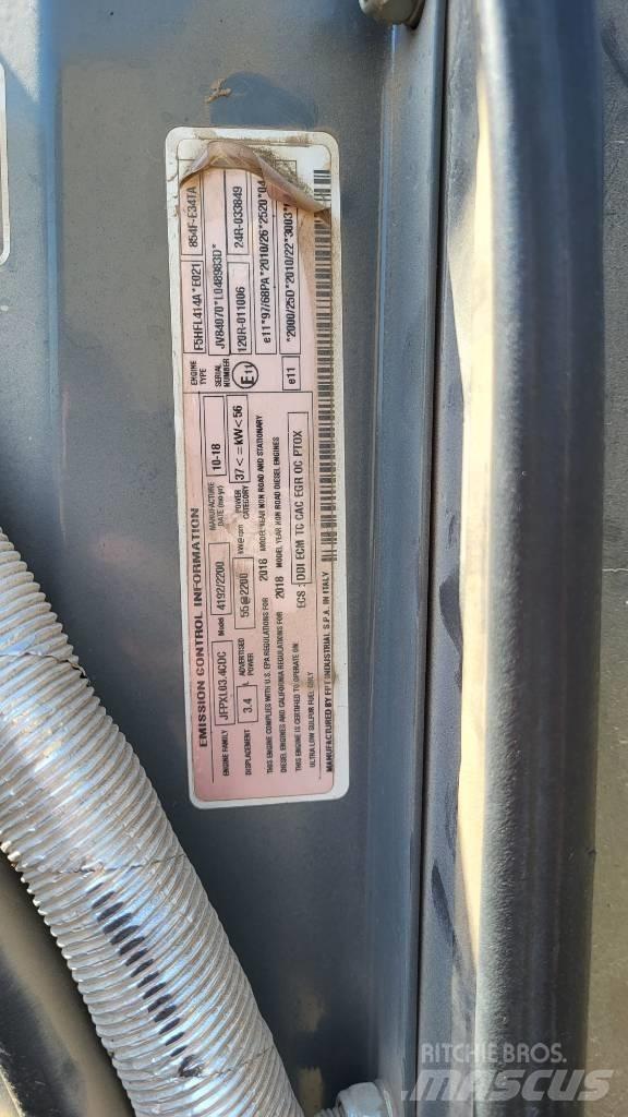 Wacker Neuson EW 100  휠 굴삭기