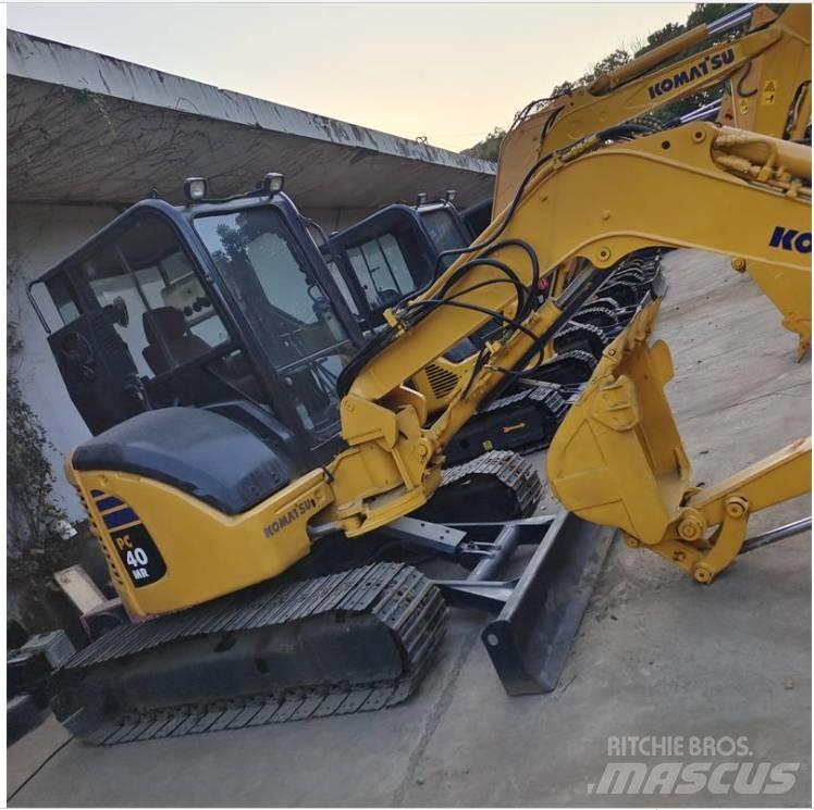 Komatsu PC 40 소형 굴삭기 7톤 미만