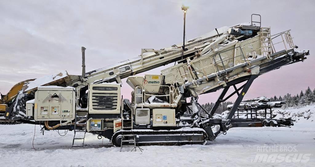 Metso LT 330 D 이동식 분쇄기